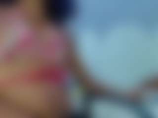 bella-777's Live Sex Cam Show