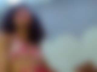 bella-777's Live Sex Cam Show