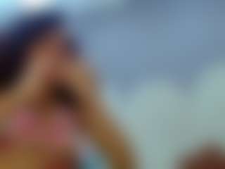 bella-777's Live Sex Cam Show