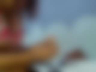 bella-777's Live Sex Cam Show