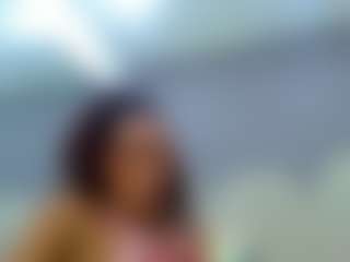 bella-777's Live Sex Cam Show