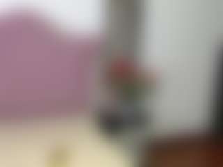Live cam show with EimyRossyx - New Blowjob on Camsoda