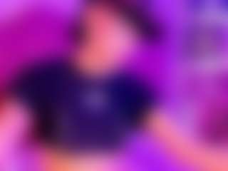 little-cloe's Live Sex Cam Show