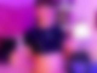 little-cloe's Live Sex Cam Show