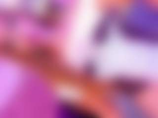 Live cam show with little-cloe - White on CamwithHer | colombia
