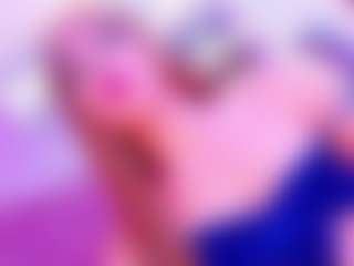 little-cloe's Live Sex Cam Show
