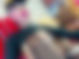 Live cam show with little-cloe - Facial Piercings on Camsoda