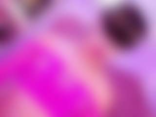 Live cam show with little-cloe - Tease on boobsie.com