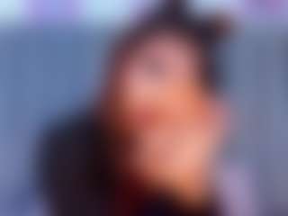 little-cloe's Live Sex Cam Show