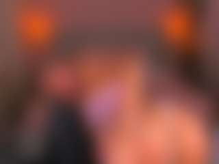 Live cam show with LuluAlise - Moaning on Fling VIP Chat