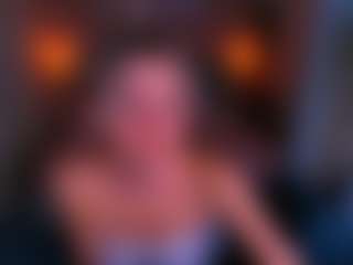 Live cam show with LuluAlise - Blue Eyes on Livezox