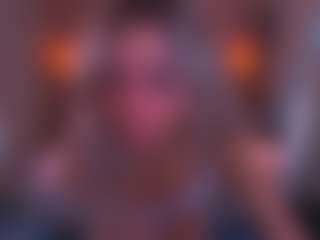 Live cam show with LuluAlise - Moaning on madthumbs
