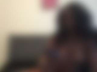 Live cam show with MadamP - Slimthick on eurowanks.com