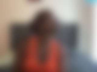 Live cam show with MadamP - Flirt Ebony on Camsoda