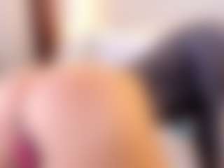 saly-beneth's Live Sex Cam Show