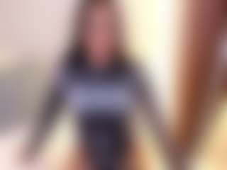 saly-beneth's Live Sex Cam Show