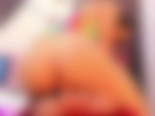 Live cam show with YessicaDoll - Spank on Camsoda