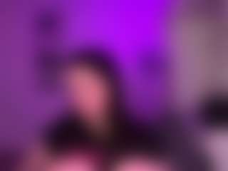 BrittHernander's Live Sex Cam Show