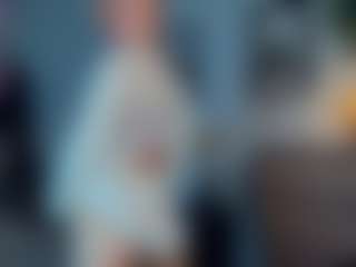 ElenoraMowatt's Live Sex Cam Show