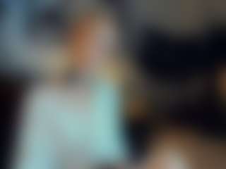 ElenoraMowatt's Live Sex Cam Show