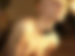 ElenoraMowatt's Live Sex Cam Show
