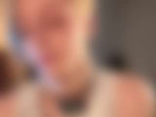 ElenoraMowatt's Live Sex Cam Show