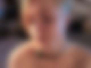 ElenoraMowatt's Live Sex Cam Show