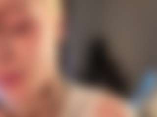 ElenoraMowatt's Live Sex Cam Show