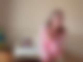 Live cam show with ElsaKisamore - New Sexwebcam on https://playwithruby.com