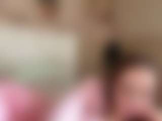ElsaKisamore's Live Sex Cam Show