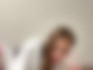 Live cam show with ElsaKisamore - Average on Nude Chat * 1 On 1 Webcam Sex * Live Cam Show