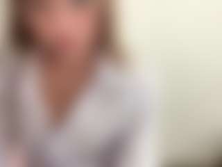 Live cam show with ElsaKisamore - Normal on madthumbs