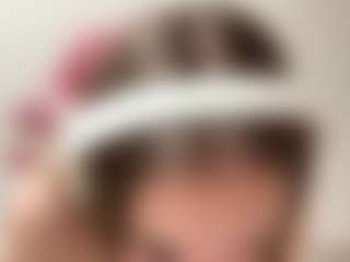 ElsaKisamore's Live Sex Cam Show