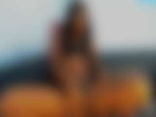 Live cam show with EmmaSweett04 - Brown Eyes on SpankPalCams