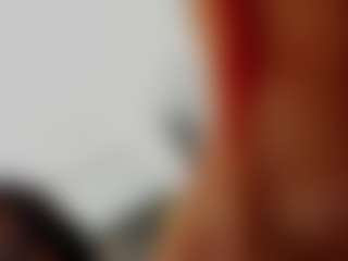 Live cam show with EmmaSweett04 - Orgasm on livesuperchat.net