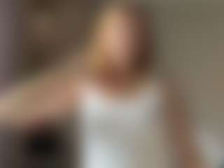 GlendaTrotty's Live Sex Cam Show
