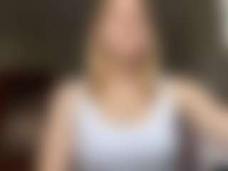 GlendaTrotty's Live Sex Cam Show
