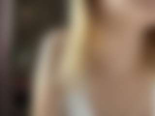 GlendaTrotty's Live Sex Cam Show