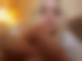 Live cam show with Hanna - Fetish on Camsoda