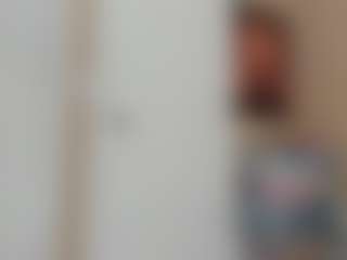 Live cam show with AmethystFoxx - Skinny on WildCum