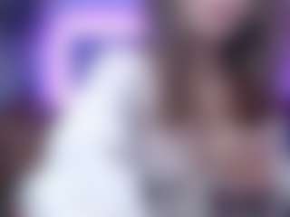 Live cam show with AnniBrown - Public Red Hair on https://playwithruby.com
