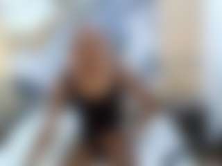 AuroraMilano's Live Sex Cam Show