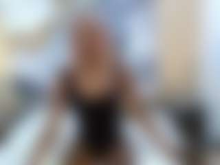 AuroraMilano's Live Sex Cam Show