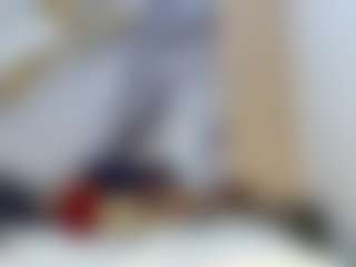 AuroraMilano's Live Sex Cam Show