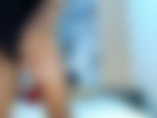 AuroraMilano's Live Sex Cam Show