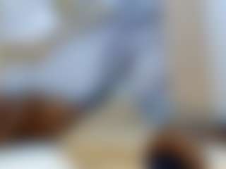 AuroraMilano's Live Sex Cam Show