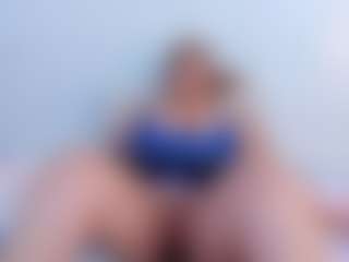 Live cam show with Brithanny-Thompson - New Teen (18+) on Ass Tok