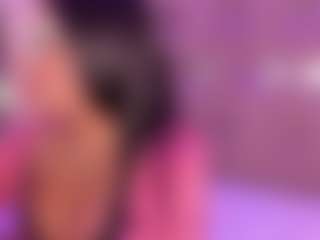 KamilaValencia's Live Sex Cam Show