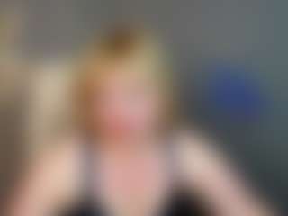 Live cam show with KiraSmiling - New Toys on CamwithHer