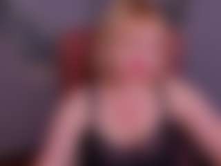 Live cam show with KiraSmiling - Facial on Cam Slut